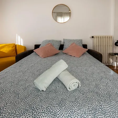 * Le Provencal * Cosy Flat 3 Min Walk From The Sea