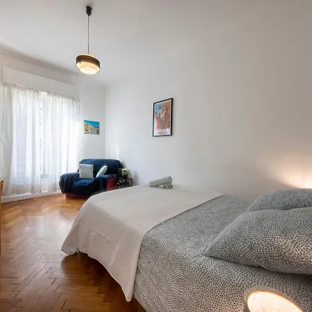 Apartment * Le Provencal * Cosy Flat 3 Min Walk From The Sea *