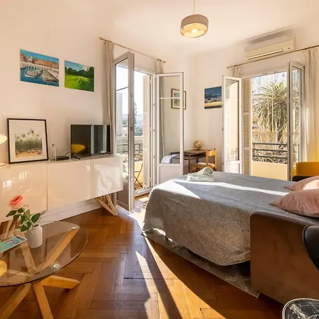 Apartment * Le Provencal * Cosy Flat 3 Min Walk From The Sea Nice
